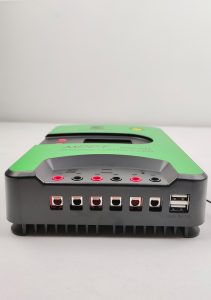 SIDE VIEW 12/24V 30 Amp TASHA MPPT CHARGE CONTROLLER