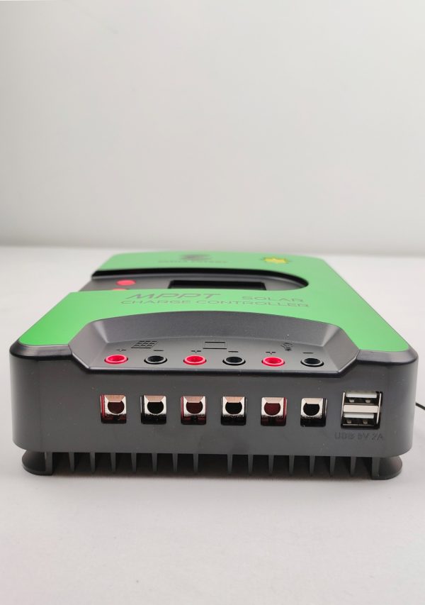 SIDE VIEW 12/24V 30 Amp TASHA MPPT CHARGE CONTROLLER